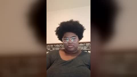 Snapshot of vickiryder56 chatting on 07-31-26, 10:42 vickiryder56 online show from 07-31-26, 10:42