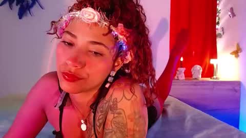 Snapshot of vicky_crazy chatting on 12-29-24, 03:57 Vicky online show from 12-29-24, 03:57