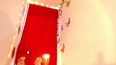 Snapshot of vicky_crazy chatting on 12-29-24, 07:00 Vicky online show from 12-29-24, 07:00