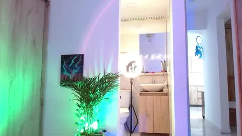 Snapshot of vicky_crazy chatting on 02-02-25, 08:51 Vicky online show from 02-02-25, 08:51