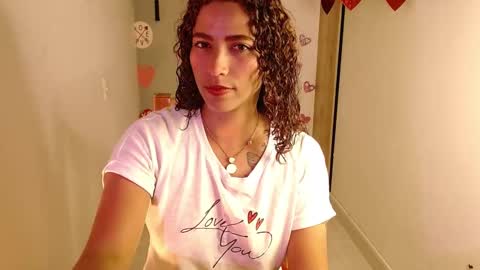 Snapshot of vicky_crazy chatting on 02-12-25, 12:48 Vicky online show from 02-12-25, 12:48
