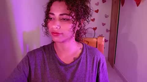 Snapshot of vicky_crazy chatting on 02-22-25, 03:01 Vicky online show from 02-22-25, 03:01