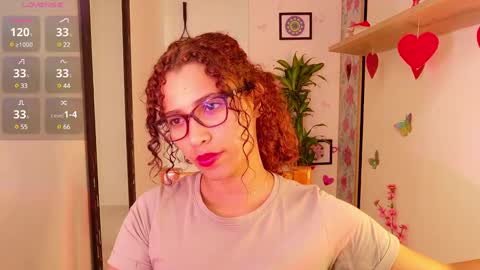 Snapshot of vicky_crazy chatting on 03-02-25, 05:04 Vicky online show from 03-02-25, 05:04