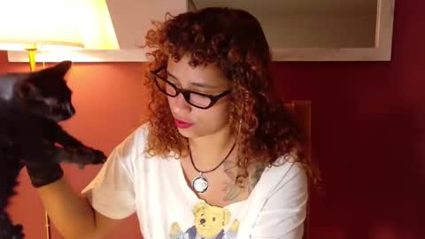 Snapshot of vicky_crazy chatting on 11-08-25, 02:34 Vicky online show from 11-08-25, 02:34