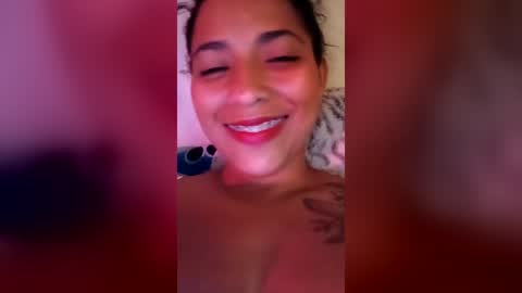Snapshot of vicky_crazy chatting on 06-25-26, 04:23 Vicky online show from 06-25-26, 04:23
