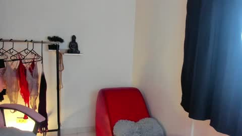 Vicky online show from 01-16-25, 02:30