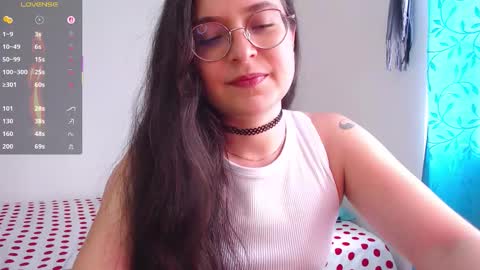 Snapshot of vicky_cristinax chatting on 02-25-26, 07:56 Vicky online show from 02-25-26, 07:56
