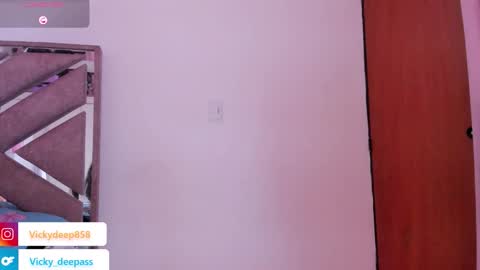 Snapshot of vicky_deepass chatting on 02-16-26, 12:01 vicky_deepass online show from 02-16-26, 12:01