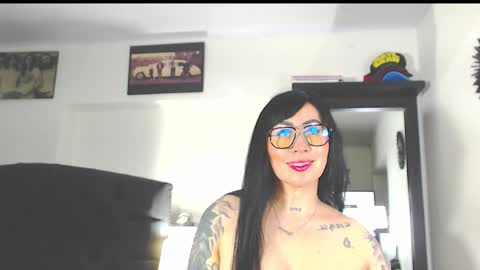 Vicky  online show from 10-01-25, 11:05