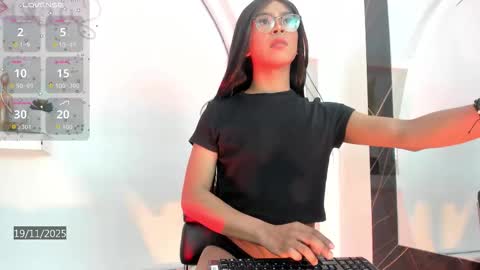 vicky_hottman online show from 11-20-25, 04:12