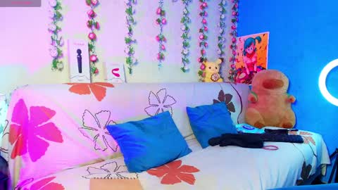 vicky_miller_05 online show from 04-11-26, 07:29