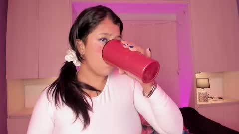 V I C K Y online show from 01-15-25, 07:44