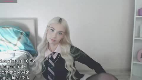 vickyfuckingdoll online show from 06-09-26, 12:22