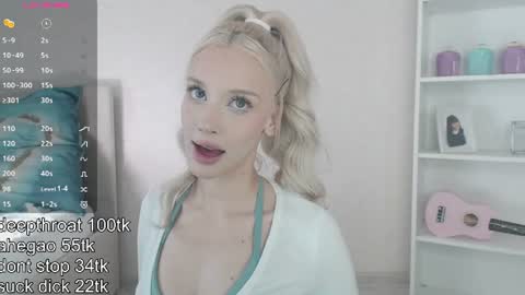 Snapshot of vickyfuckingdoll chatting on 07-22-26, 12:46 vickyfuckingdoll online show from 07-22-26, 12:46