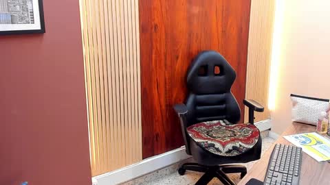 Snapshot of vickyjohnson1 chatting on 02-06-25, 01:49 Vicky online show from 02-06-25, 01:49