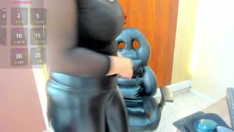 Vicky online show from 12-20-25, 08:27