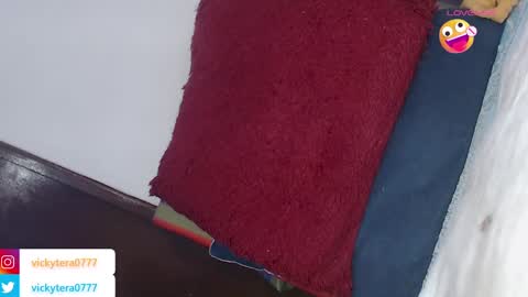 vickytera777 online show from 02-02-25, 07:57
