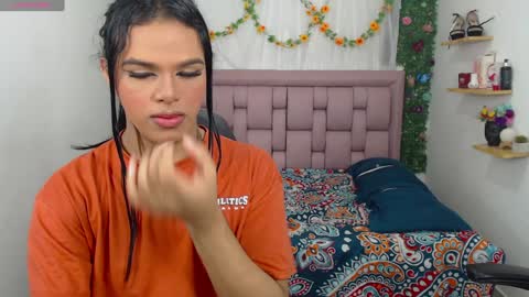 Snapshot of vickyxdany chatting on 12-08-24, 04:07 vickyxdany online show from 12-08-24, 04:07