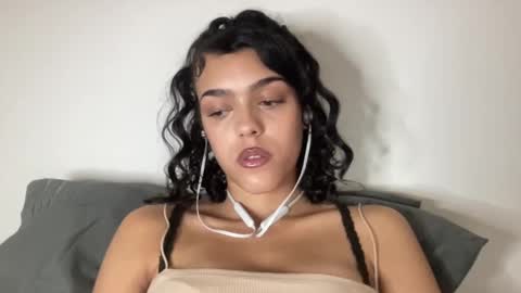 Goddess Victory  online show from 01-12-25, 05:13