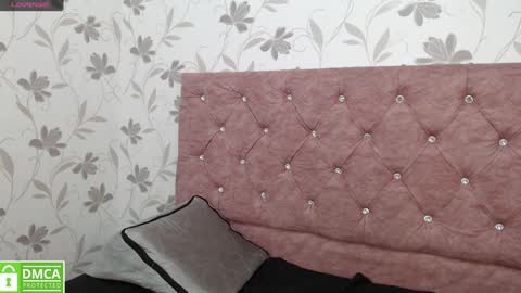 Victoria  online show from 01-13-25, 07:32