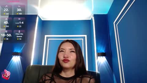 Victoria  online show from 09-11-25, 03:28