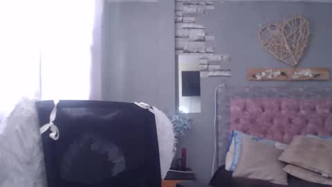 Snapshot of victoria25_meester chatting on 12-14-24, 05:14 Hi guys Im victoria Be the one who can control me in PVT online show from 12-14-24, 05:14