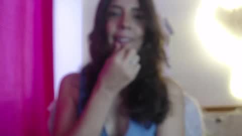 Snapshot of victoria25_meester chatting on 01-10-25, 03:48 Hi guys Im victoria Be the one who can control me in PVT online show from 01-10-25, 03:48