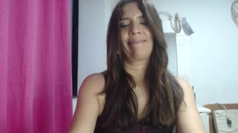 Snapshot of victoria25_meester chatting on 01-13-25, 10:45 Hi guys Im victoria Be the one who can control me in PVT online show from 01-13-25, 10:45