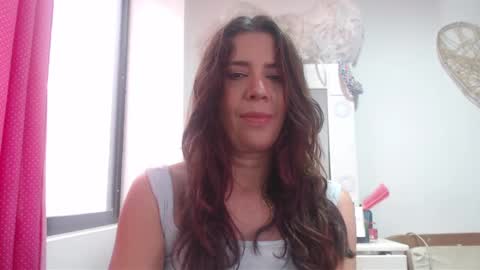 Snapshot of victoria25_meester chatting on 01-26-25, 02:19 Hi guys Im victoria Be the one who can control me in PVT online show from 01-26-25, 02:19