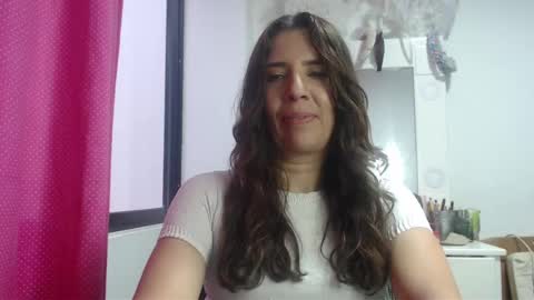 Snapshot of victoria25_meester chatting on 01-29-25, 08:56 Hi guys Im victoria Be the one who can control me in PVT online show from 01-29-25, 08:56