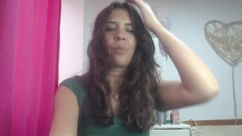 Snapshot of victoria25_meester chatting on 02-04-25, 09:41 Hi guys Im victoria Be the one who can control me in PVT online show from 02-04-25, 09:41