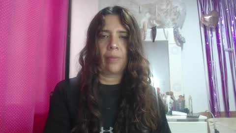 Snapshot of victoria25_meester chatting on 02-16-25, 10:10 Hi guys Im victoria Be the one who can control me in PVT online show from 02-16-25, 10:10