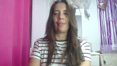 Snapshot of victoria25_meester chatting on 02-19-25, 10:31 Hi guys Im victoria Be the one who can control me in PVT online show from 02-19-25, 10:31