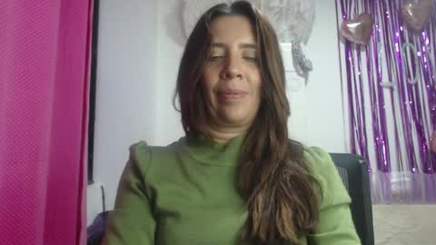 Snapshot of victoria25_meester chatting on 02-20-25, 10:26 Hi guys Im victoria Be the one who can control me in PVT online show from 02-20-25, 10:26