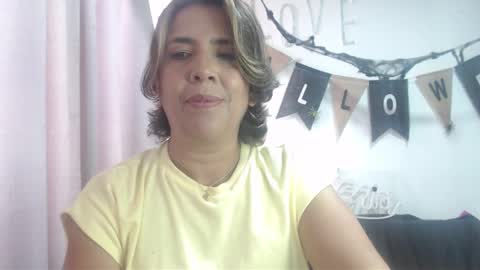 Snapshot of victoria25_meester chatting on 10-10-25, 03:33 Hi guys Im victoria Be the one who can control me in PVT online show from 10-10-25, 03:33