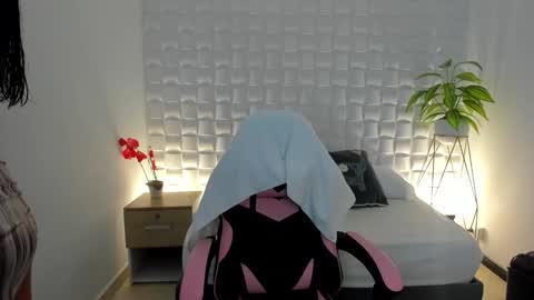 victoria online show from 03-03-26, 08:48