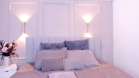 victoria  online show from 02-10-26, 07:40