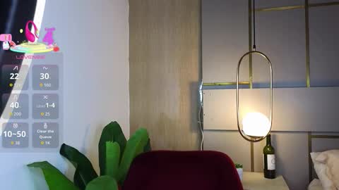 Victoria Collins online show from 03-12-26, 12:11