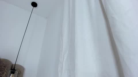 valentina online show from 10-18-25, 11:33