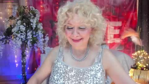 Snapshot of victoria_dior chatting on 04-17-26, 06:44 diorvictoria9 online show from 04-17-26, 06:44