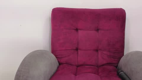 Snapshot of victoria_fallon chatting on 10-10-25, 08:19 VICTORIA online show from 10-10-25, 08:19