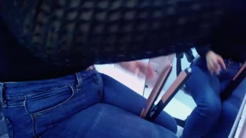 Victoria online show from 10-22-25, 01:00