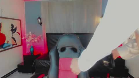 Victoria online show from 03-30-26, 07:26