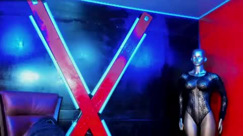 Victoria online show from 06-27-26, 11:48