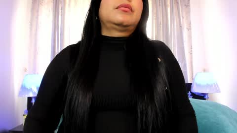 Snapshot of victoria_kim_lee chatting on 04-29-26, 05:30 Victoria online show from 04-29-26, 05:30