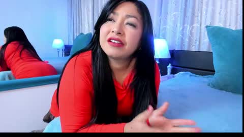 Snapshot of victoria_kim_lee chatting on 05-27-26, 11:18 Victoria online show from 05-27-26, 11:18