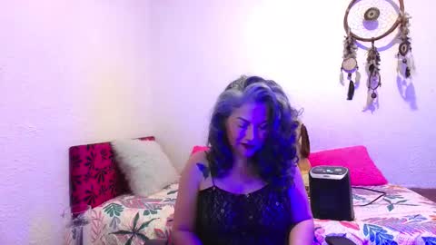 Snapshot of victoria_lover444 chatting on 12-14-25, 04:18 Victoria Lover online show from 12-14-25, 04:18