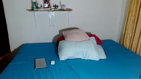 VICKY online show from 07-13-26, 11:51