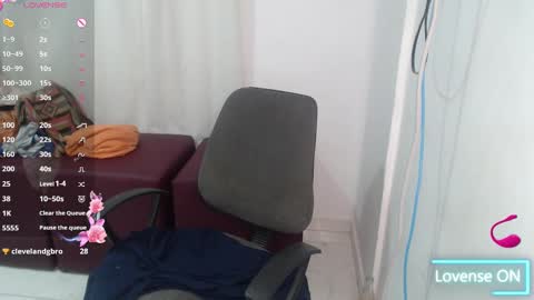 victoria online show from 02-14-25, 09:34