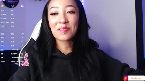 Victoria  online show from 11-08-25, 03:18